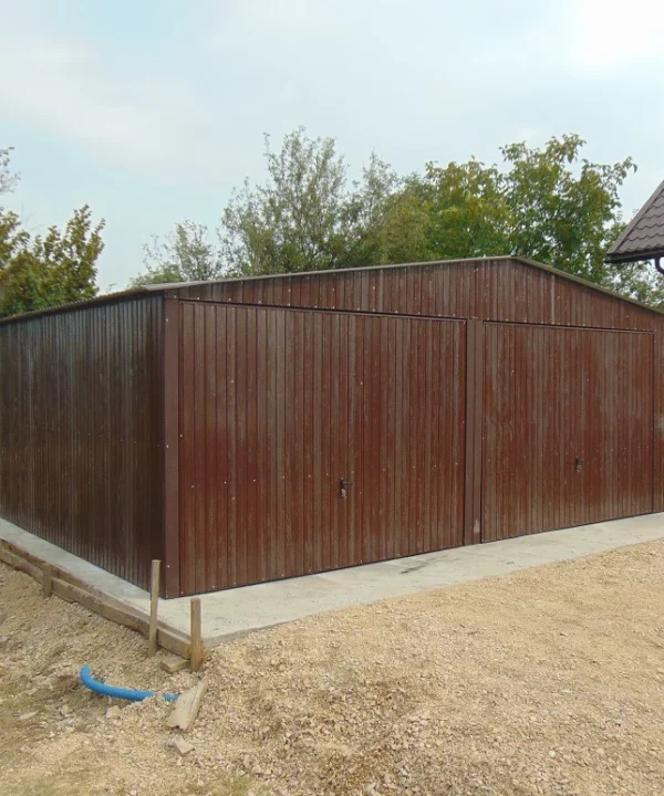 garaz-blaszany-dwustanowiskowy-7x5-3